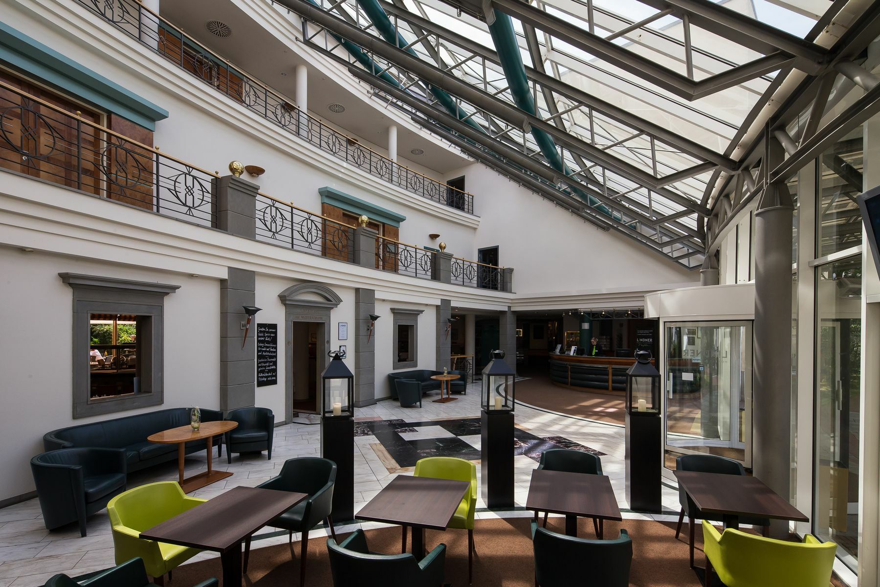 Seminaris Apartahotel 4*